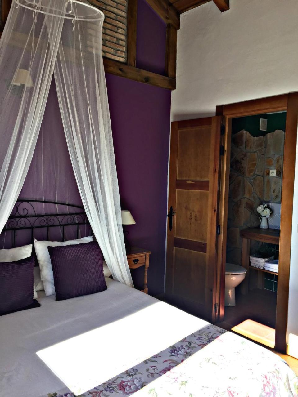 El Corral De Concejo Guest House Horcajuelo de la Sierra Eksteriør bilde